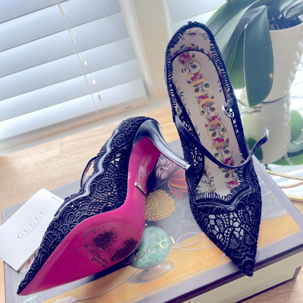 Authentic Gucci shoes